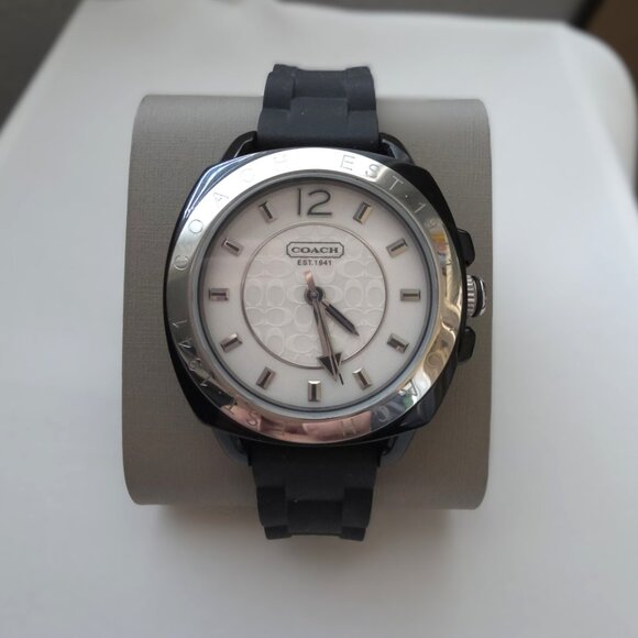 Coach Boyfriend wristwatch 14501353women's watchMake a bold, sporty statement wi - Picture 2 of 7